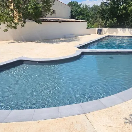 Mobil-home 4 P Dans Prl Au Bord De L'ardeche Avec Piscine 캠프장 Pradons